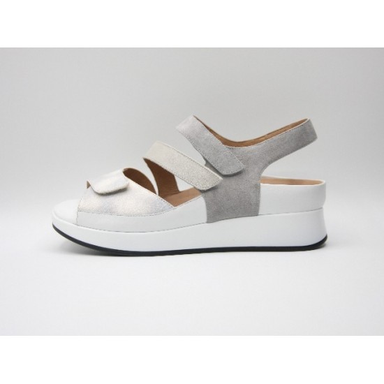Sandalia PIE SANTO 250427 gris perla