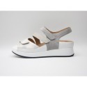Sandalia PIE SANTO 250427 gris perla