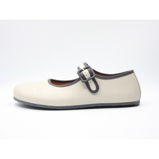 Mercedes RAY MUSGO hielo